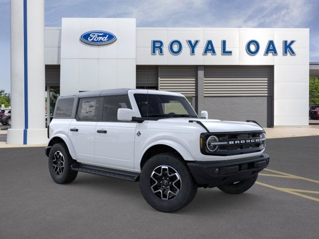 2026 Ford Bronco Outer Banks