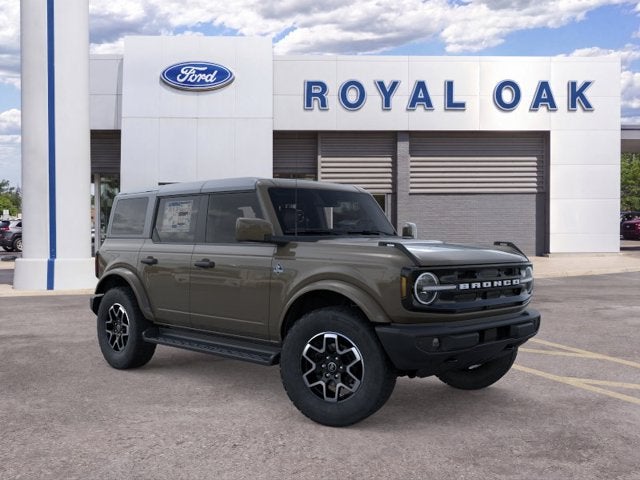2026 Ford Bronco Outer Banks
