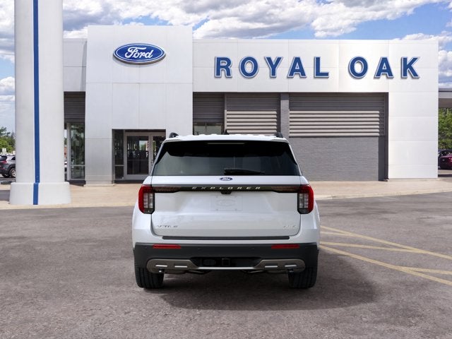 2027 Ford Explorer Active w/200A Pkg