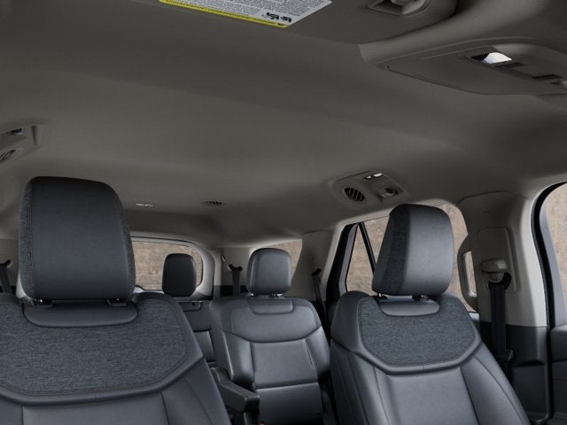 2027 Ford Explorer Active w/200A Pkg