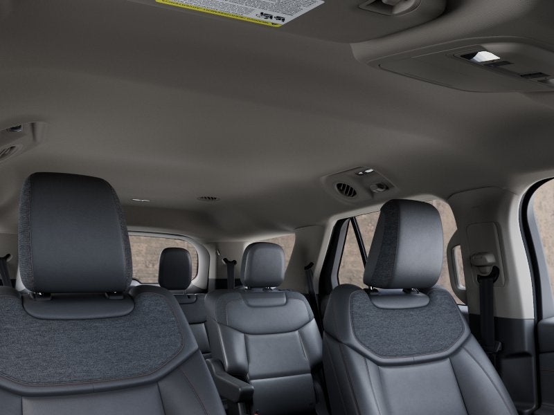 2027 Ford Explorer Active w/200A Pkg