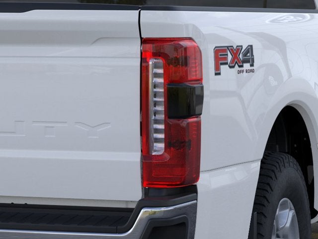 2026 Ford Super Duty F-350 SRW XLT