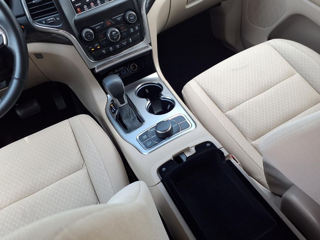 2019 Jeep Grand Cherokee Laredo E