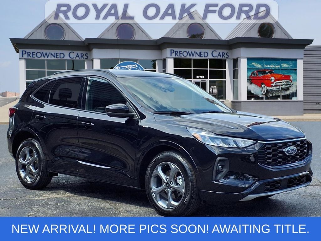 2023 Ford Escape ST-Line Select