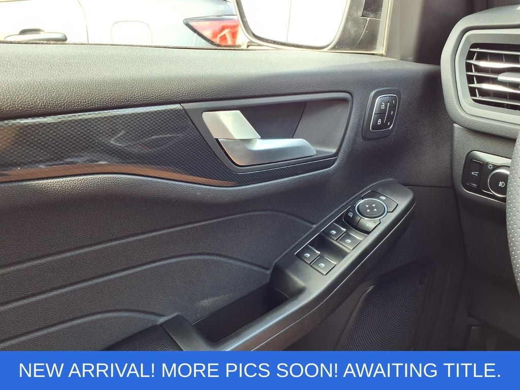 2023 Ford Escape ST-Line Select