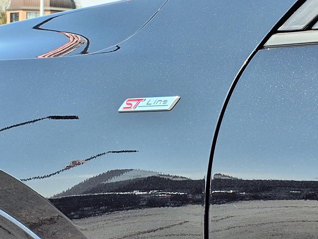 2023 Ford Escape ST-Line Select