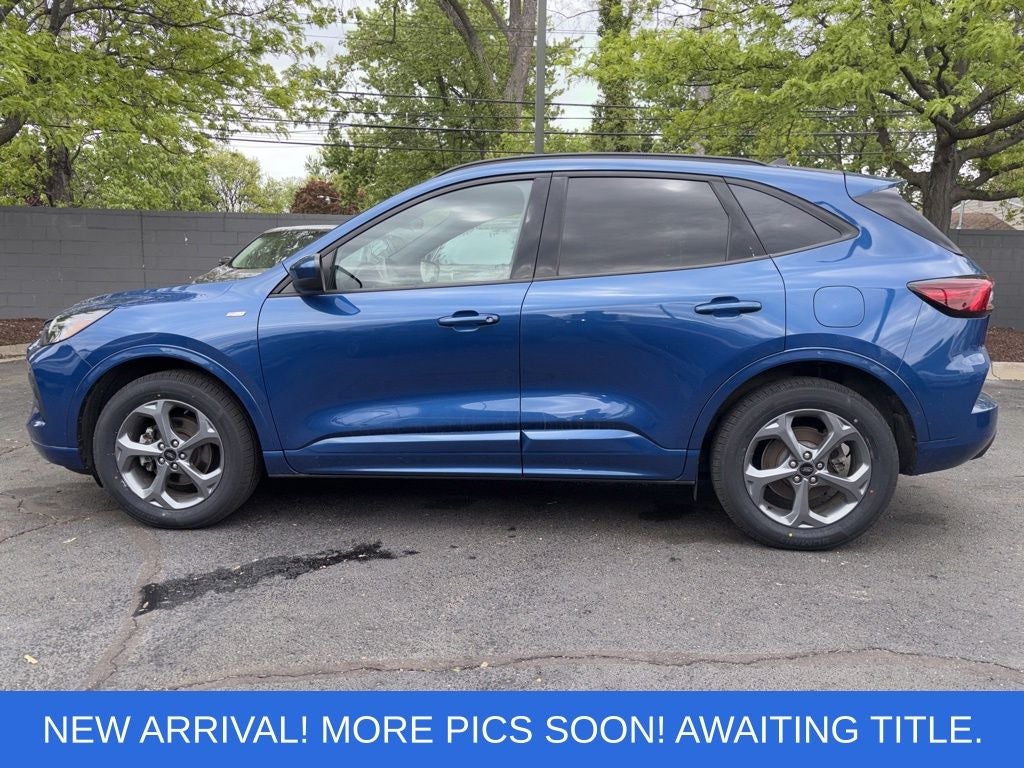 2023 Ford Escape Hybrid ST-Line Select