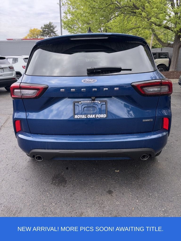 2023 Ford Escape Hybrid ST-Line Select