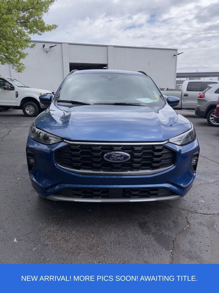 2023 Ford Escape Hybrid ST-Line Select