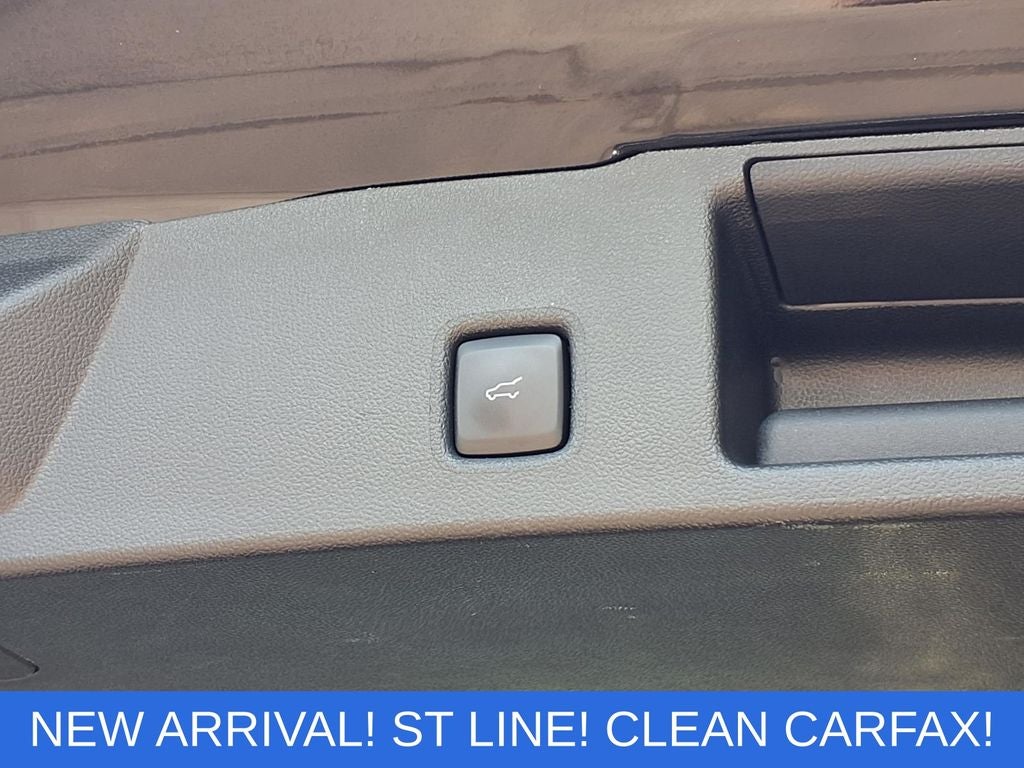 2024 Ford Escape ST-Line Elite