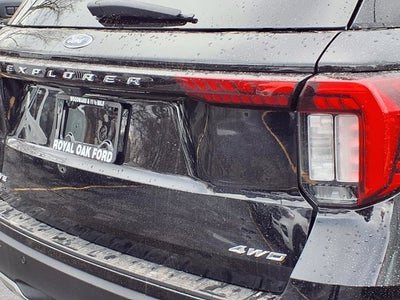 2025 Ford Explorer Active