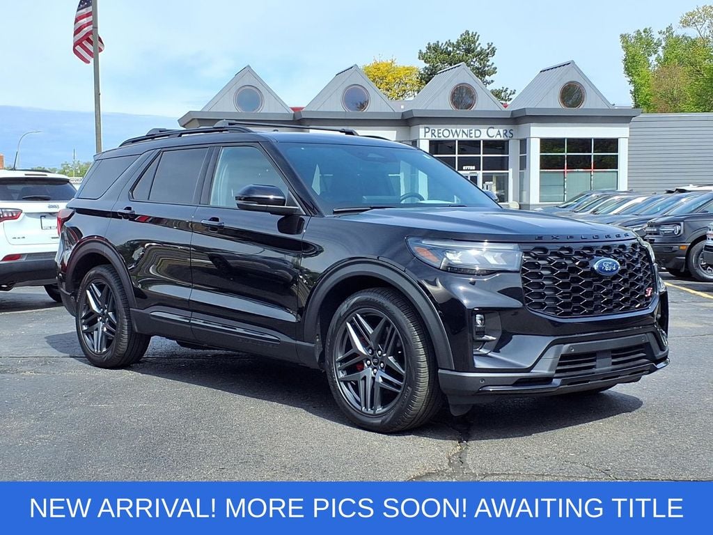 2025 Ford Explorer ST 4WD (PL535)'s photo