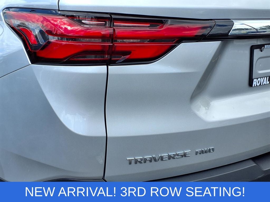 2022 Chevrolet Traverse LS