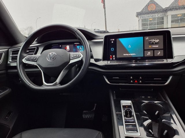 2025 Volkswagen Atlas Cross Sport 2.0T SE w/Technology