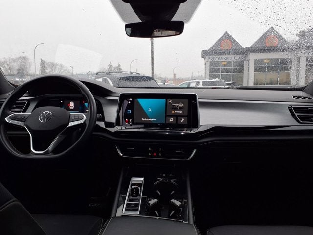 2025 Volkswagen Atlas Cross Sport 2.0T SE w/Technology