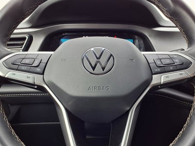 2025 Volkswagen Atlas Cross Sport 2.0T SE w/Technology