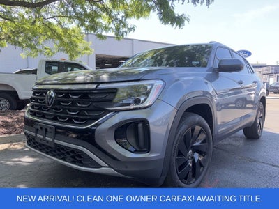 2024 Volkswagen Atlas Cross Sport 2.0T SE w/Technology