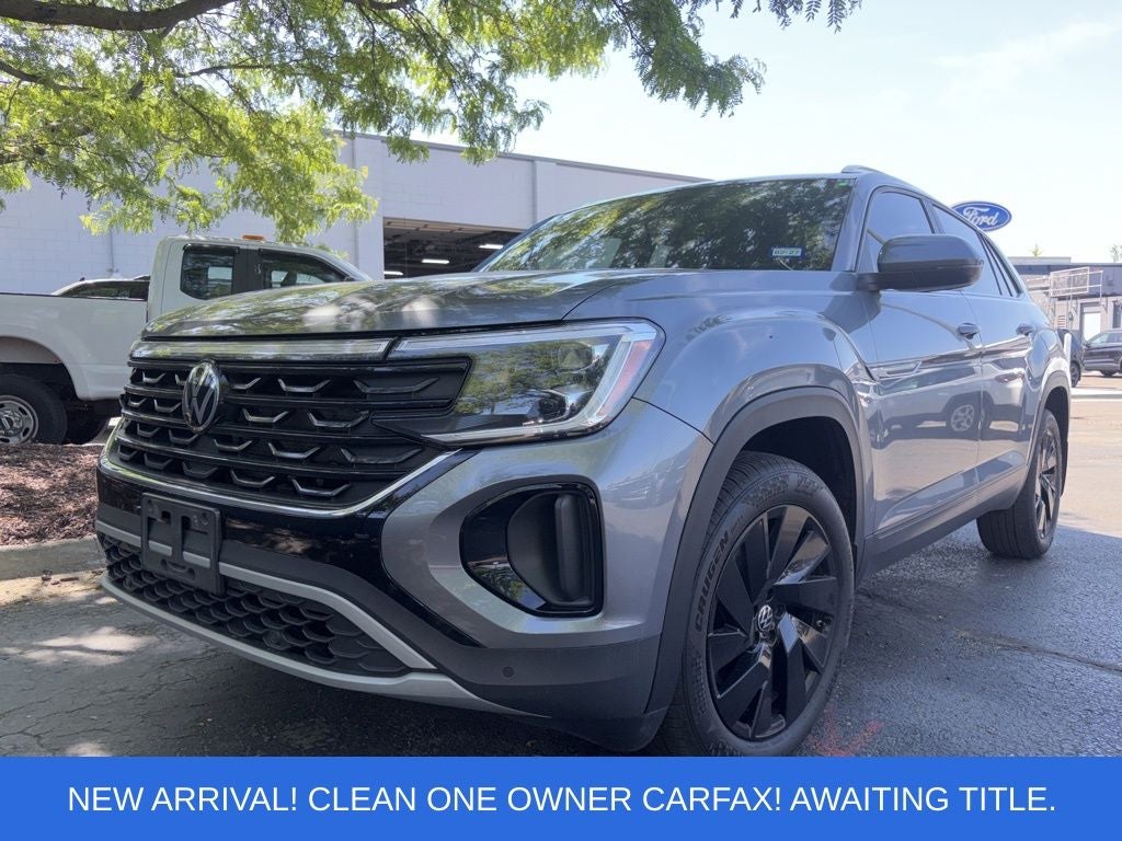 2024 Volkswagen Atlas Cross Sport 2.0T SE w/Technology