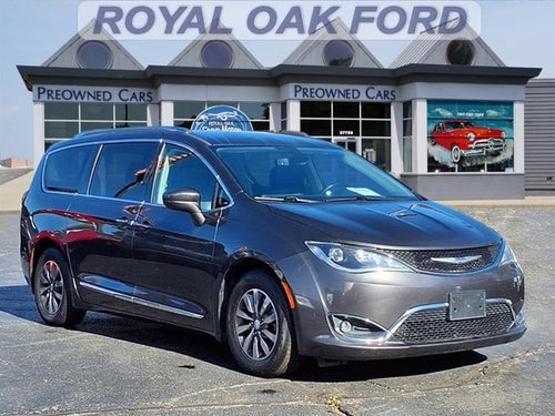2020 Chrysler Pacifica Touring L Plus