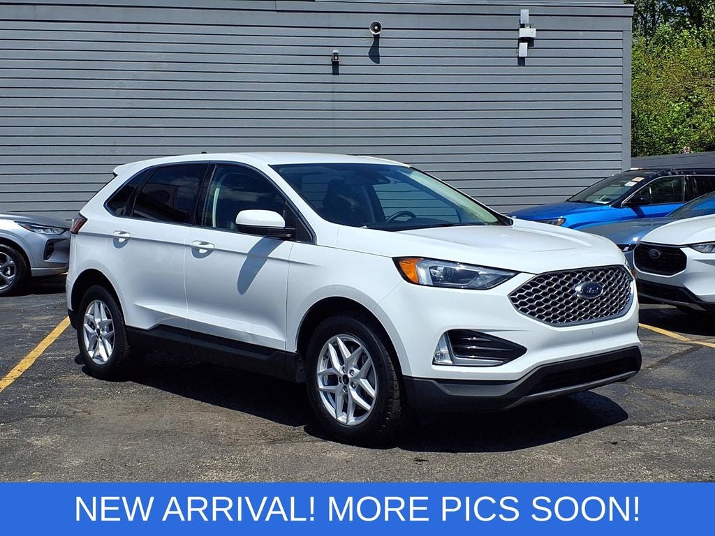 2023 Ford Edge SEL AWD's photo