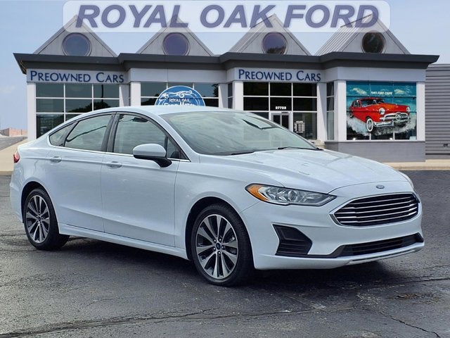 2020 Ford Fusion SE