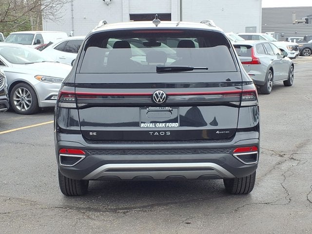 2025 Volkswagen Taos 1.5T SE