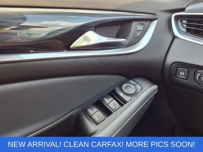 2020 Buick Enclave Essence