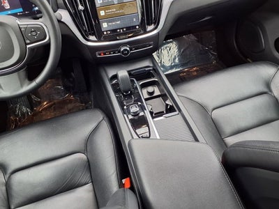 2024 Volvo S60 B5 Core Dark Theme