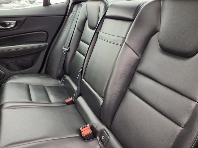 2024 Volvo S60 B5 Core Dark Theme