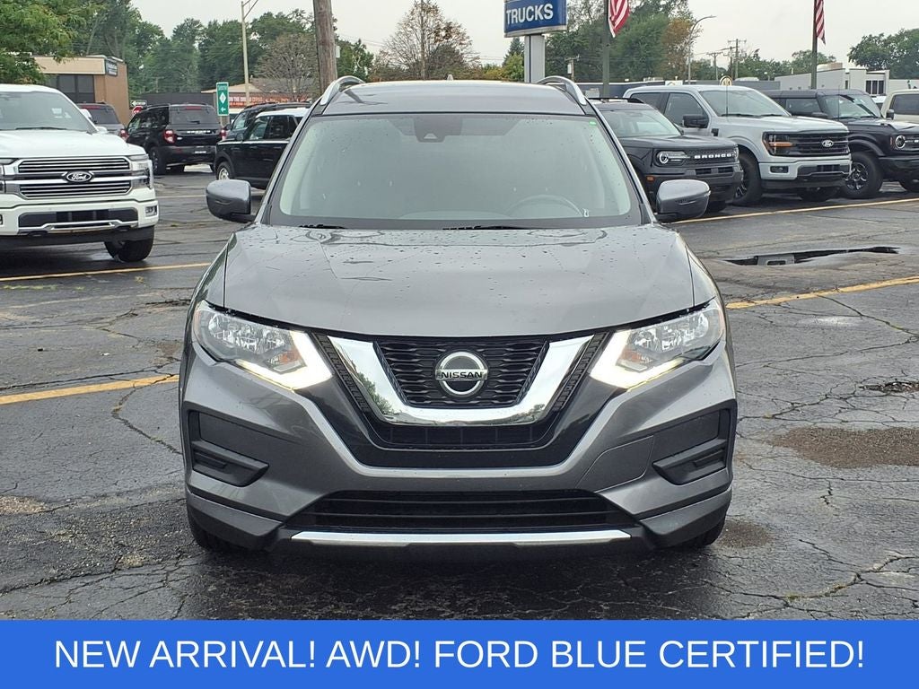 2020 Nissan Rogue SV