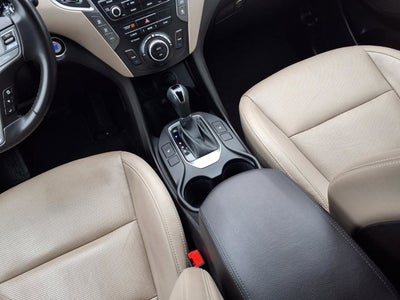 2017 Hyundai Santa Fe SE