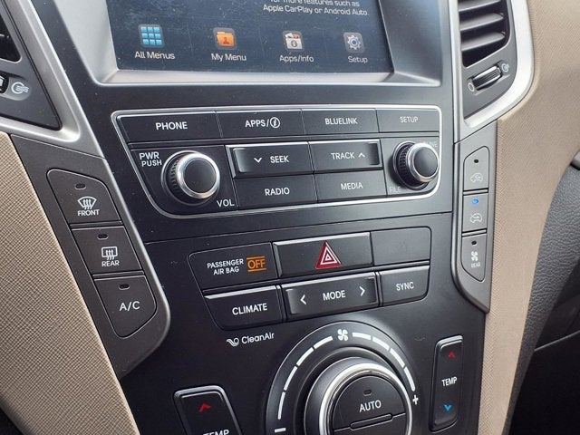 2017 Hyundai Santa Fe SE