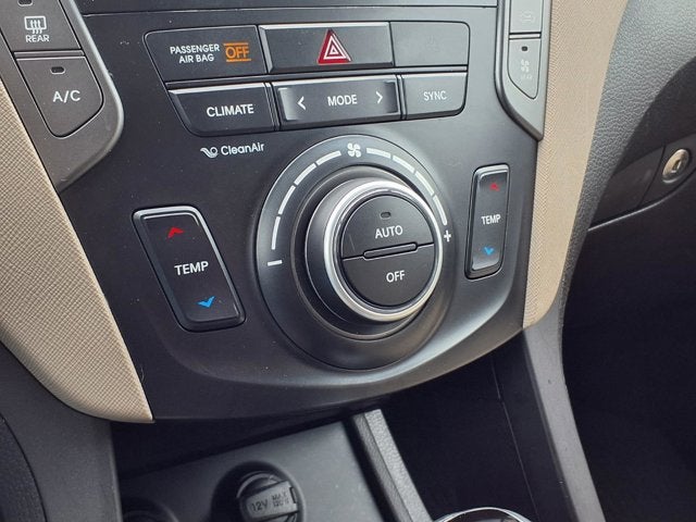 2017 Hyundai Santa Fe SE