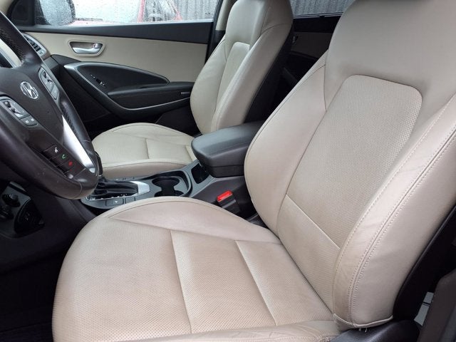 2017 Hyundai Santa Fe SE