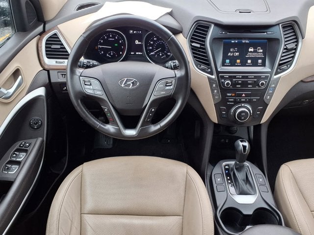 2017 Hyundai Santa Fe SE
