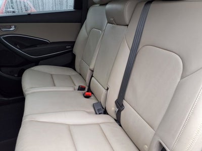 2017 Hyundai Santa Fe SE