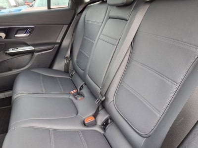 2024 Mercedes-Benz GLC GLC 300