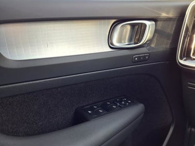 2024 Volvo XC40 B5 Core