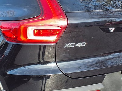 2024 Volvo XC40 B5 Core