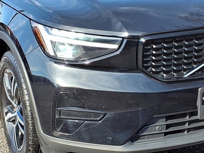 2024 Volvo XC40 B5 Core