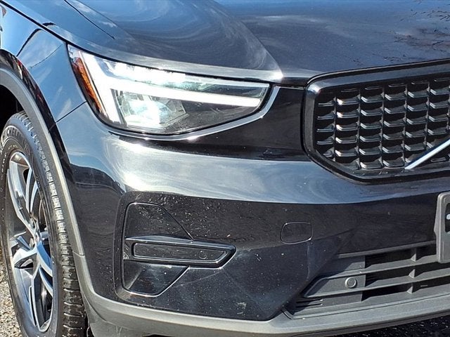 2024 Volvo XC40 B5 Core