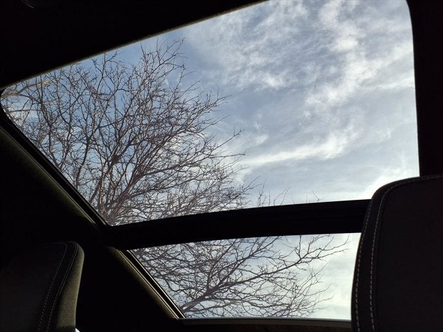 2024 Volvo XC40 B5 Core