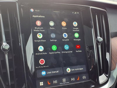 2025 Volvo V60 Cross Country B5 Plus