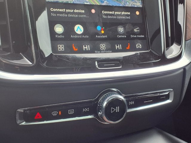 2025 Volvo V60 Cross Country B5 Plus